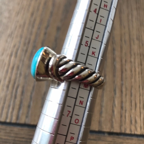 SS & Rectangle Turquoise Stone Ring w/Cable detail - Picture 2 of 5